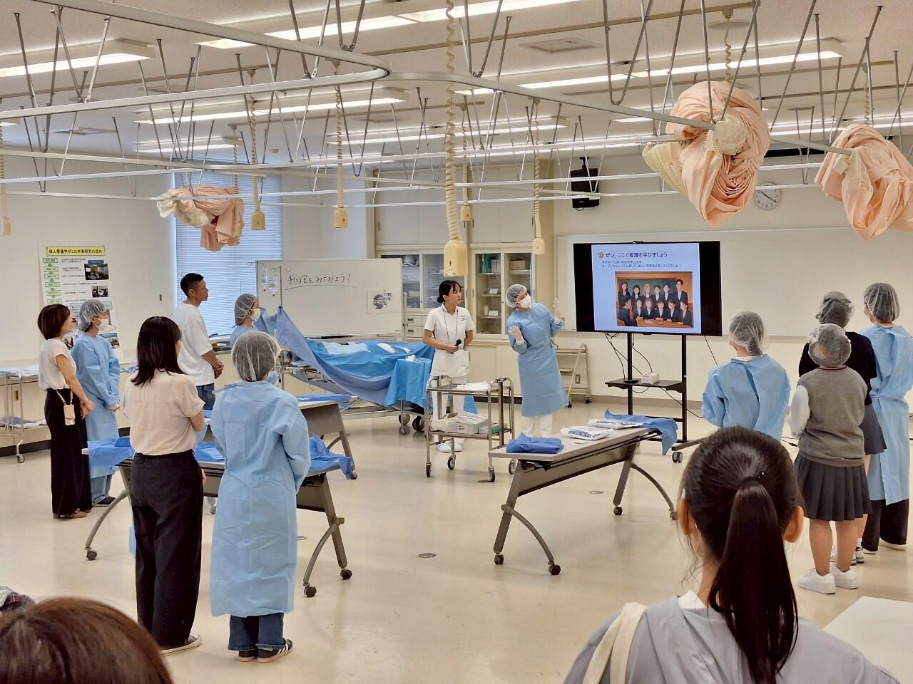 LINE_ALBUM_2025.7.19 オープンキャンパス(手術ガウン体験)_250723_11 (1).jpg