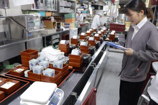 食品ロス実態調査の様子