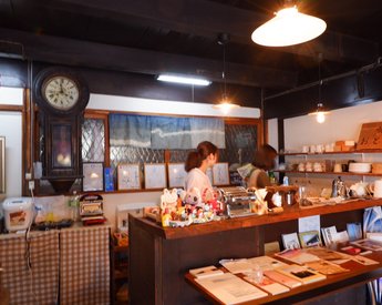 おとくらプロジェクト　店内